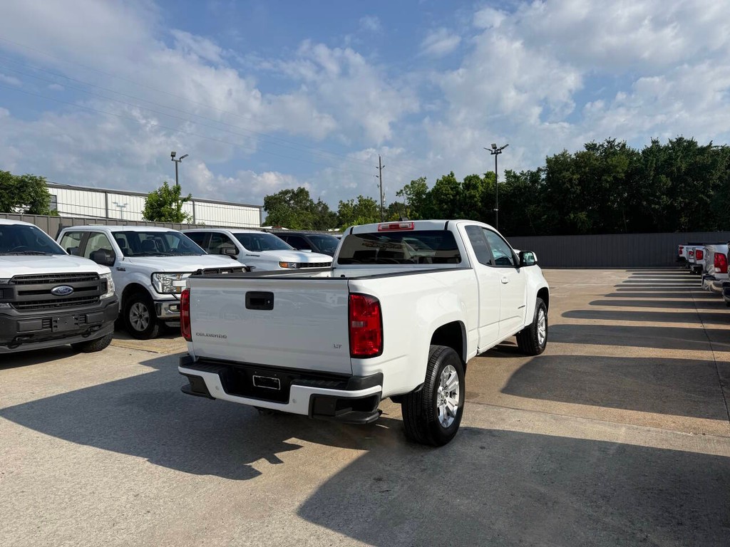 Chevrolet Colorado Vehicle Full-screen Gallery Image 05