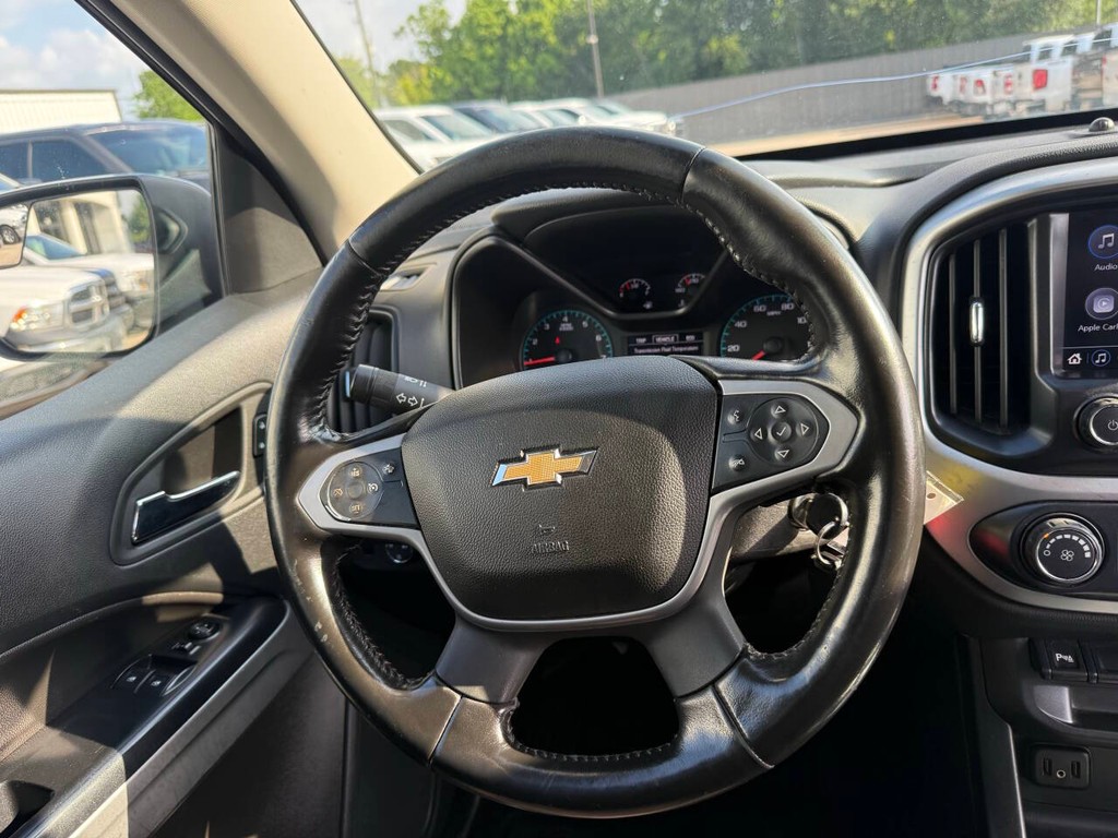 Chevrolet Colorado Vehicle Full-screen Gallery Image 19