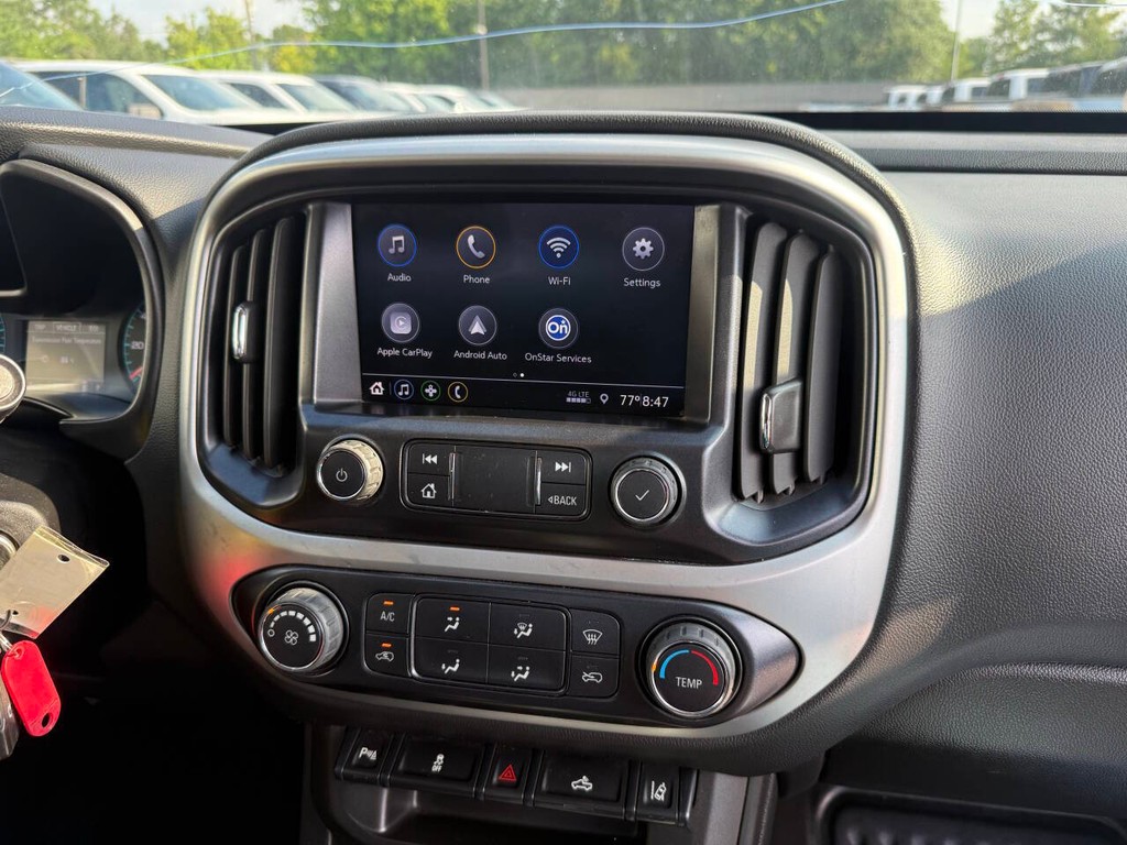 Chevrolet Colorado Vehicle Full-screen Gallery Image 21