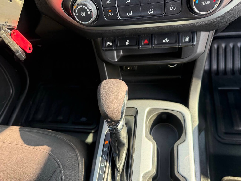 Chevrolet Colorado Vehicle Full-screen Gallery Image 25