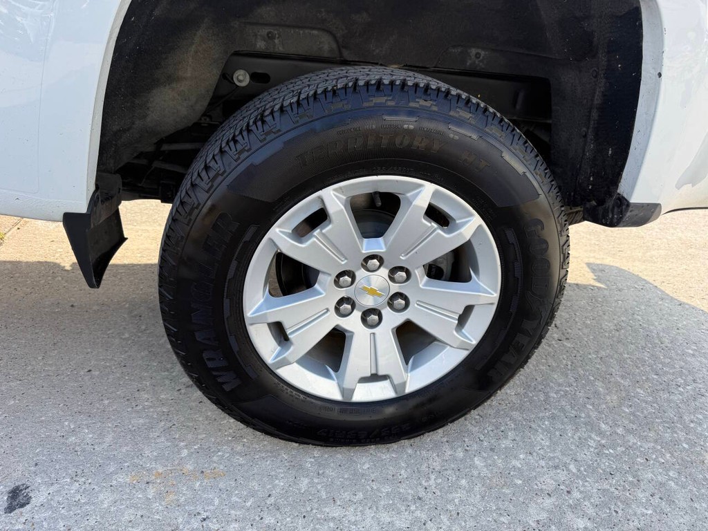 Chevrolet Colorado Vehicle Full-screen Gallery Image 31