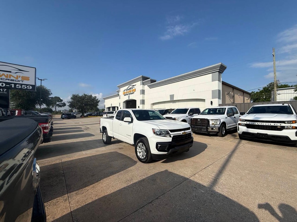 Chevrolet Colorado Vehicle Full-screen Gallery Image 38