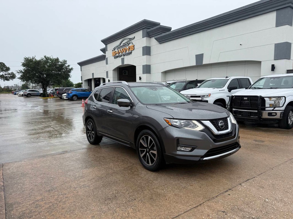 Nissan Rogue Vehicle Full-screen Gallery Image 42
