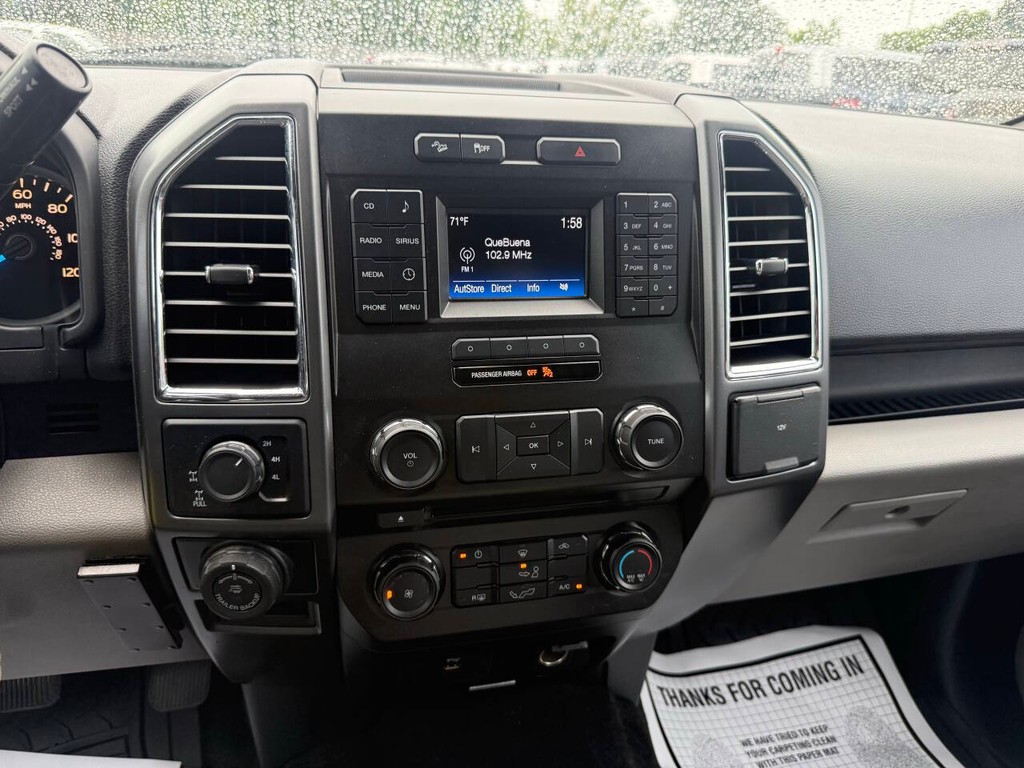 Ford F-150 Vehicle Full-screen Gallery Image 24