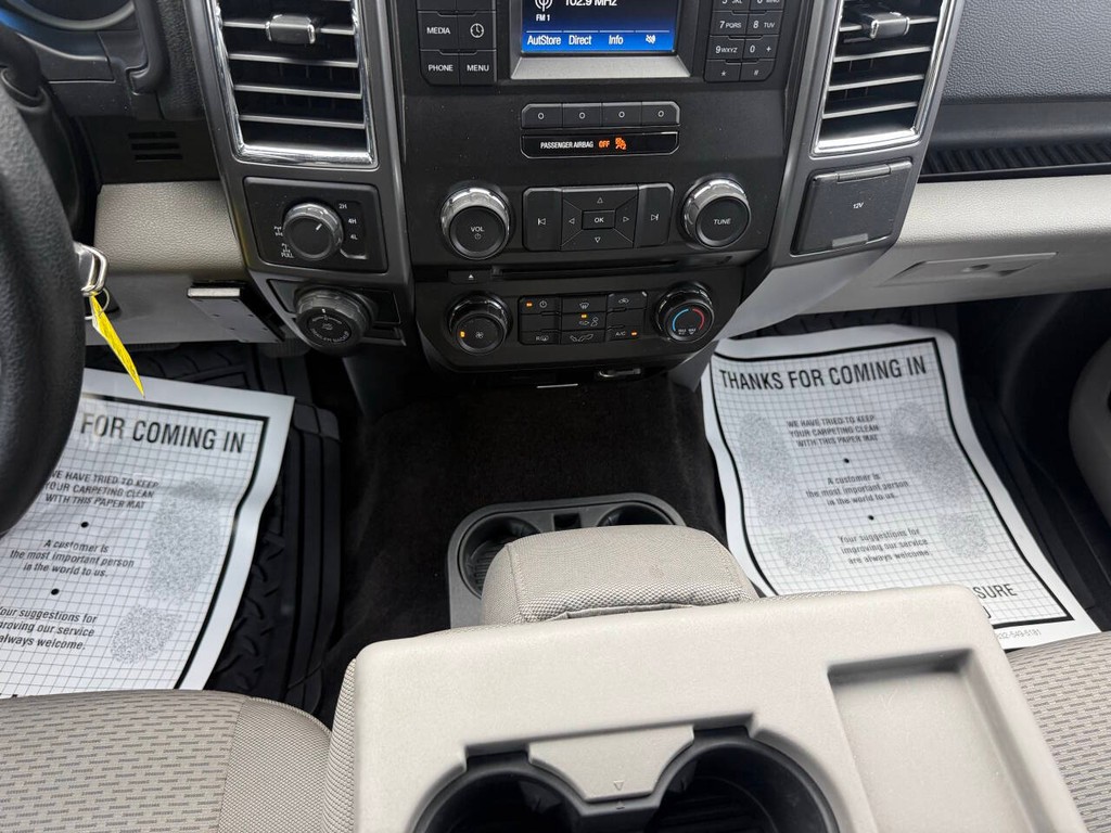 Ford F-150 Vehicle Full-screen Gallery Image 29
