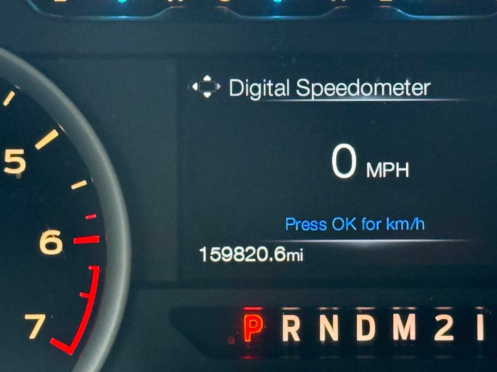 Ford F-150 Vehicle Full-screen Gallery Image 32
