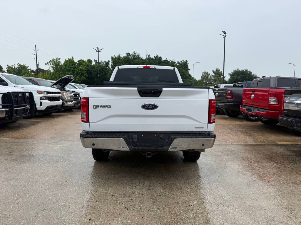 Ford F-150 Vehicle Full-screen Gallery Image 40