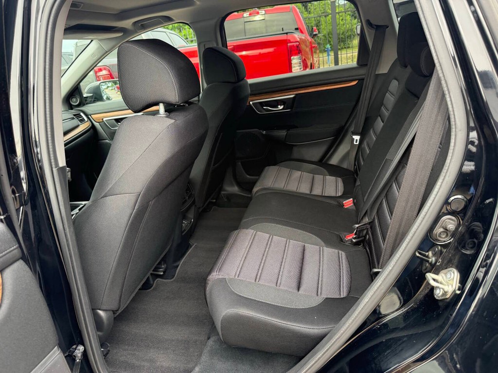 GMC Acadia Vehicle Full-screen Gallery Image 13