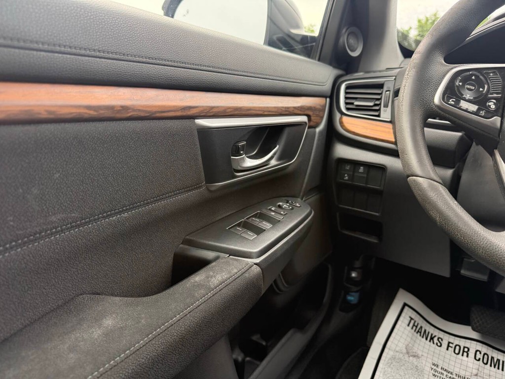 GMC Acadia Vehicle Full-screen Gallery Image 31