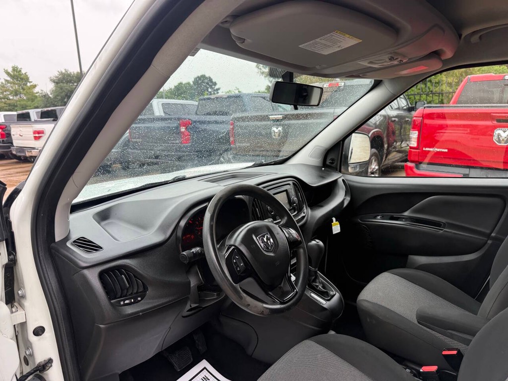 Ram ProMaster City Cargo Van Vehicle Full-screen Gallery Image 06
