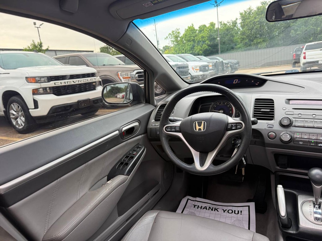 Honda Civic Sedan Vehicle Full-screen Gallery Image 19