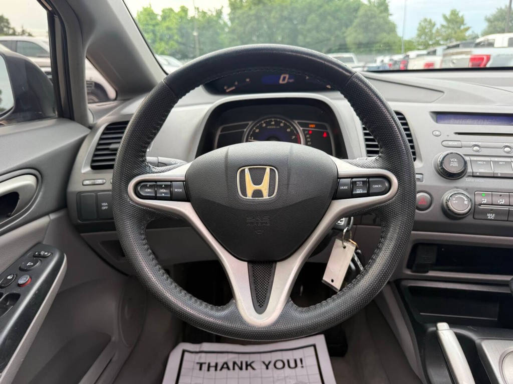Honda Civic Sedan Vehicle Full-screen Gallery Image 22