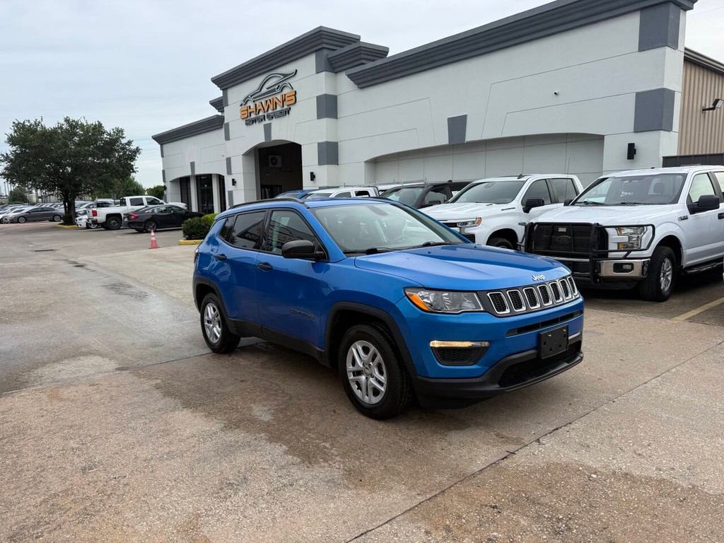Jeep Compass Vehicle Full-screen Gallery Image 02