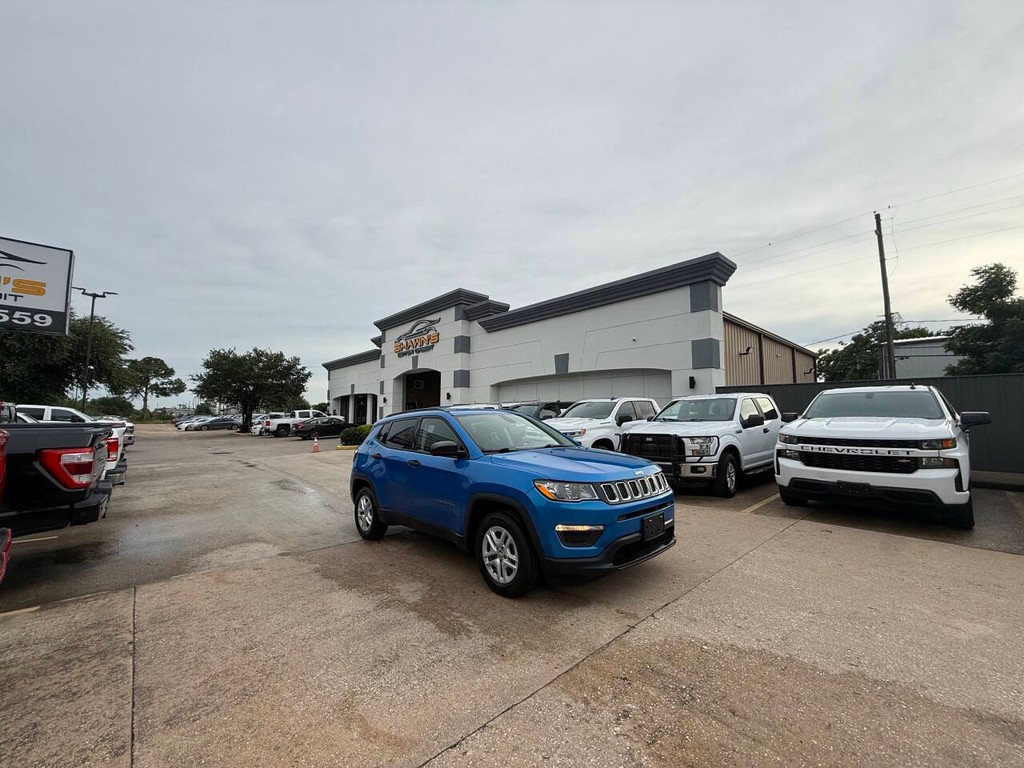 Jeep Compass Vehicle Full-screen Gallery Image 42