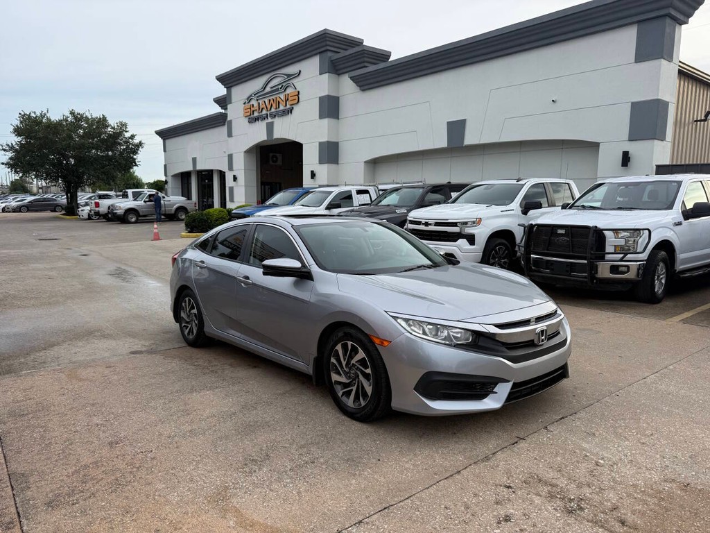 Honda Civic Sedan Vehicle Full-screen Gallery Image 02