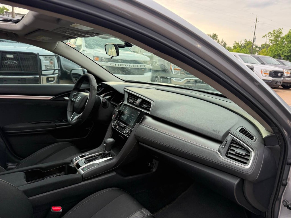 Honda Civic Sedan Vehicle Full-screen Gallery Image 09