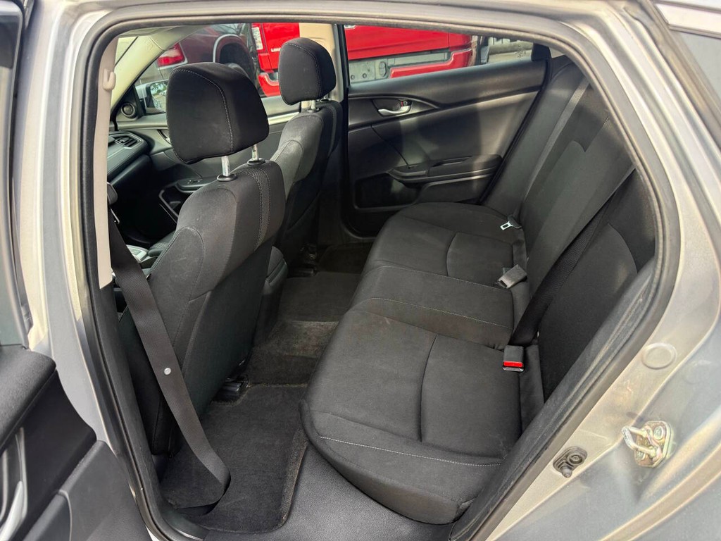Honda Civic Sedan Vehicle Full-screen Gallery Image 13