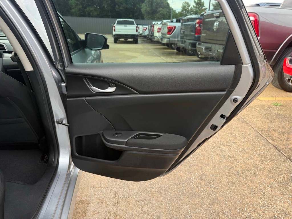 Honda Civic Sedan Vehicle Full-screen Gallery Image 16