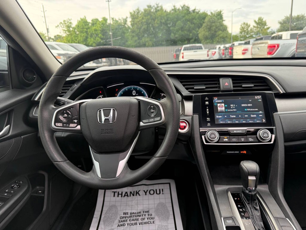 Honda Civic Sedan Vehicle Full-screen Gallery Image 21