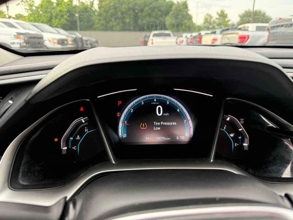 Honda Civic Sedan Vehicle Full-screen Gallery Image 31