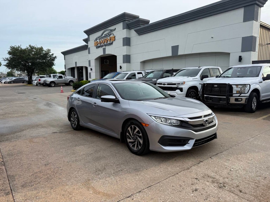 Honda Civic Sedan Vehicle Full-screen Gallery Image 40