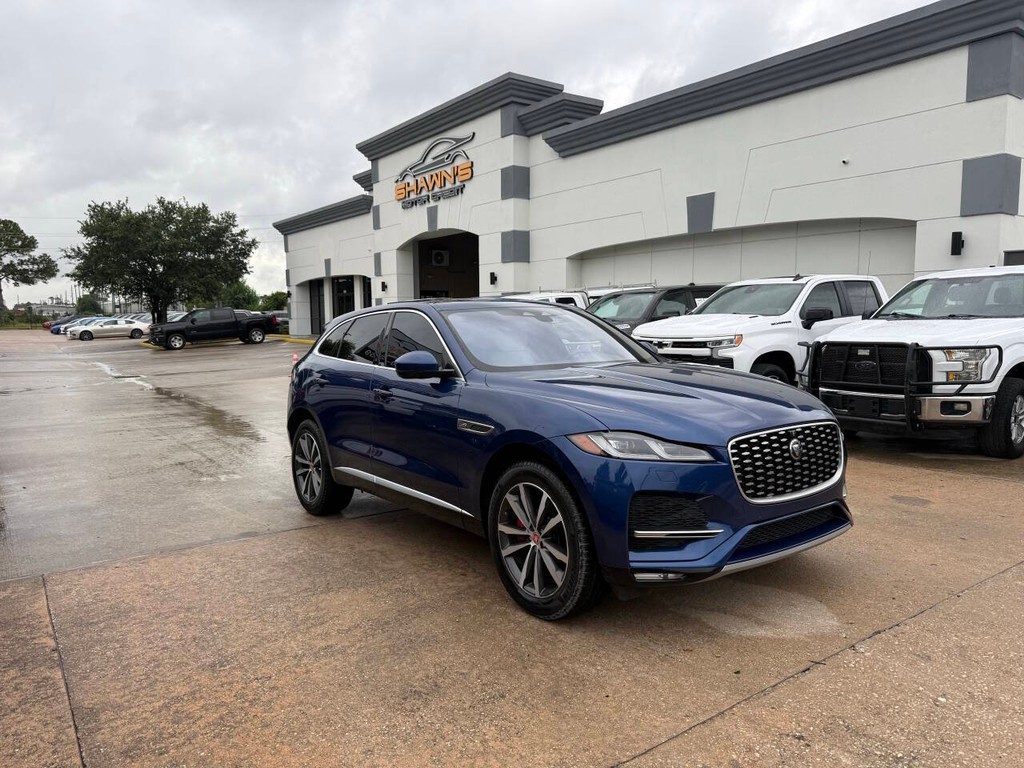 Jaguar F-PACE Vehicle Full-screen Gallery Image 02