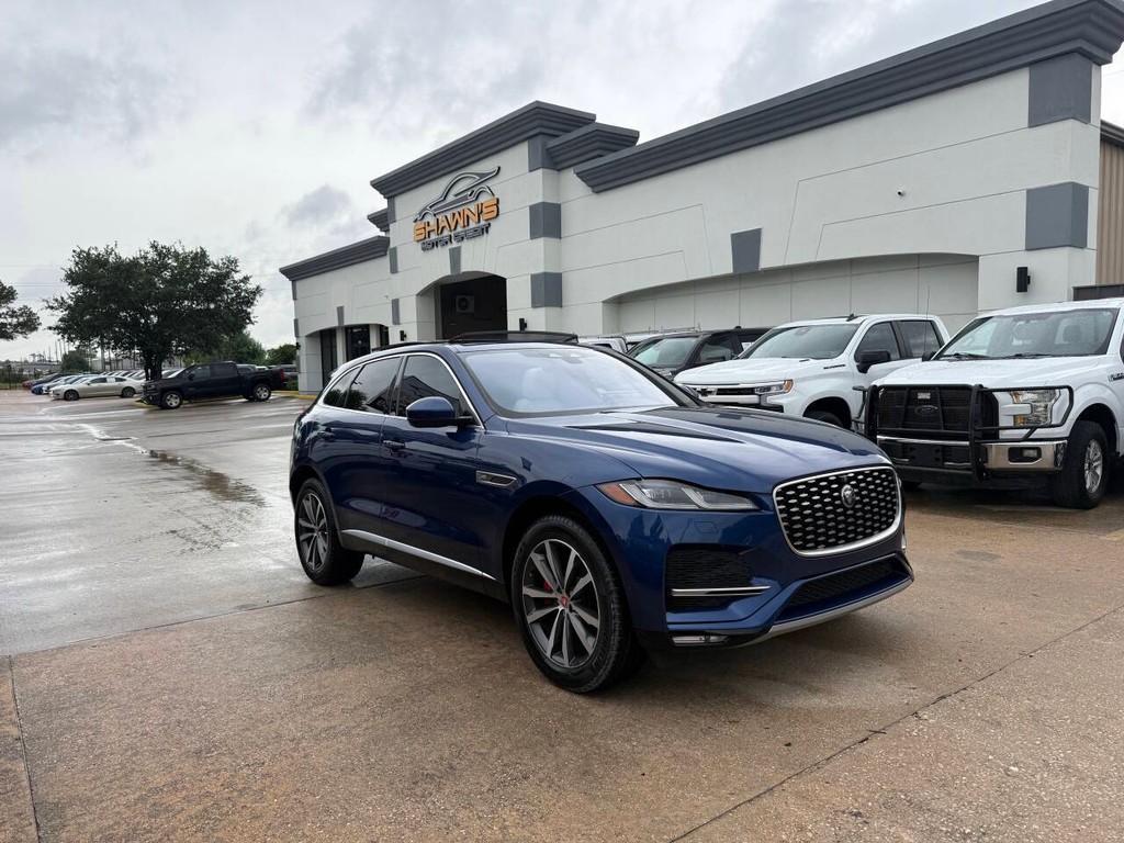 Jaguar F-PACE Vehicle Full-screen Gallery Image 42