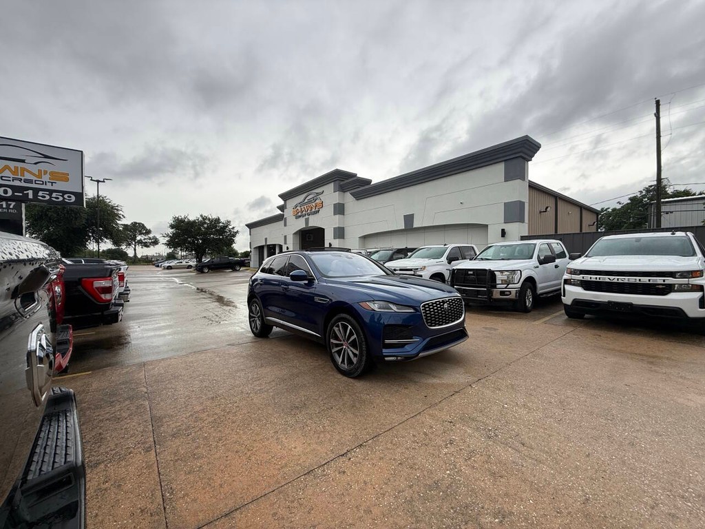 Jaguar F-PACE Vehicle Full-screen Gallery Image 44