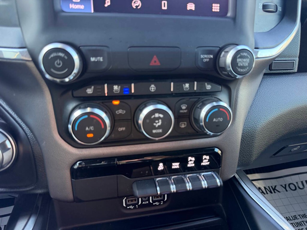 Ram 1500 Vehicle Full-screen Gallery Image 28