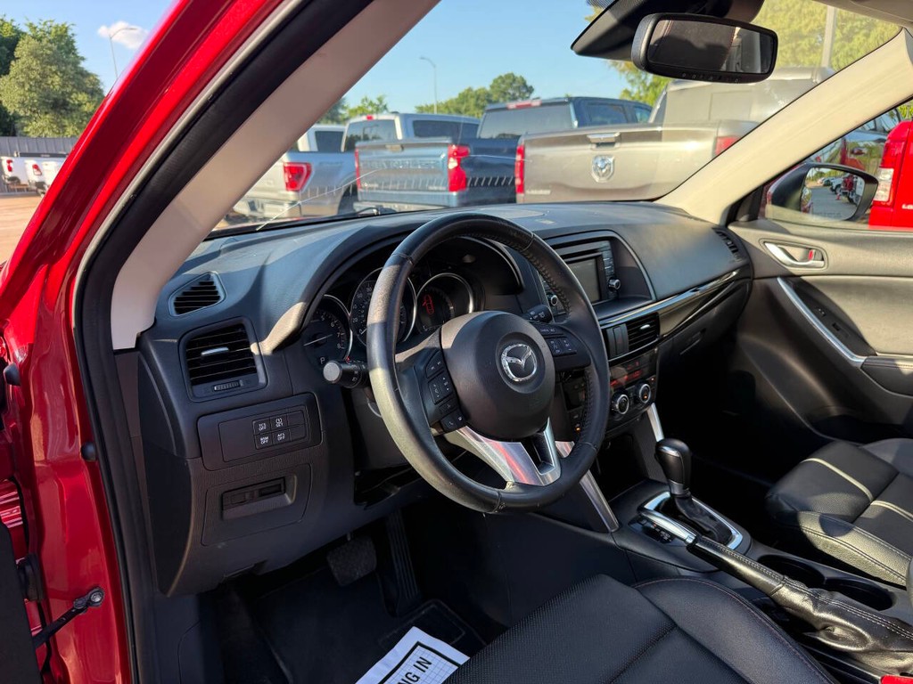 Mazda CX-5 Vehicle Full-screen Gallery Image 06