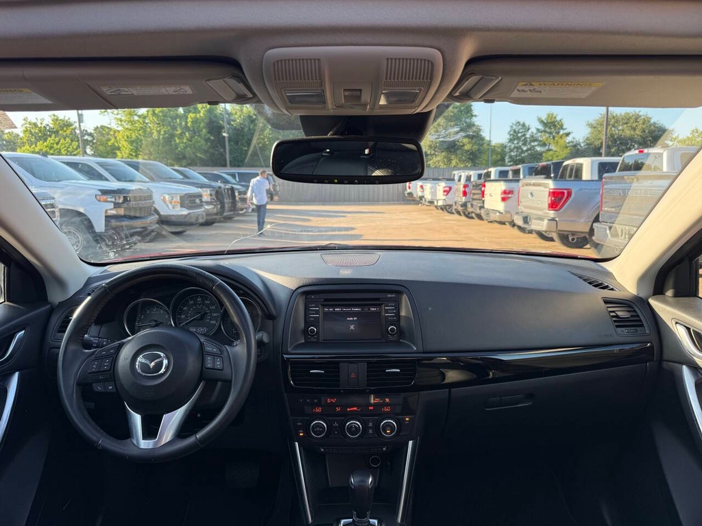 Mazda CX-5 Vehicle Full-screen Gallery Image 17