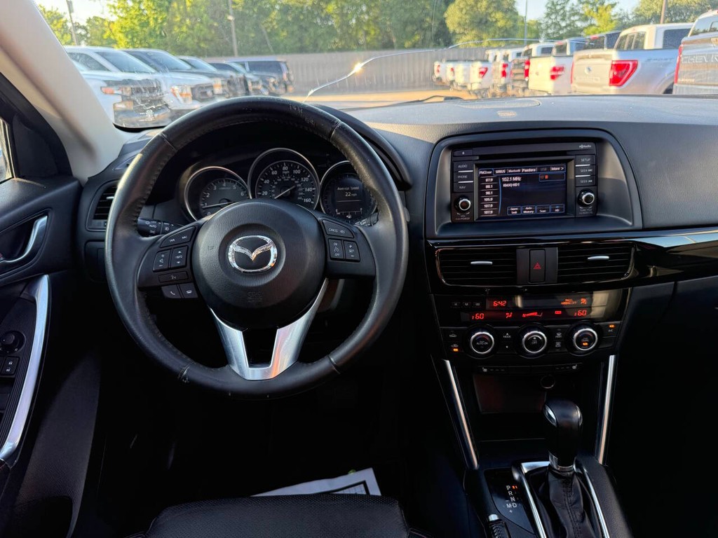 Mazda CX-5 Vehicle Full-screen Gallery Image 21