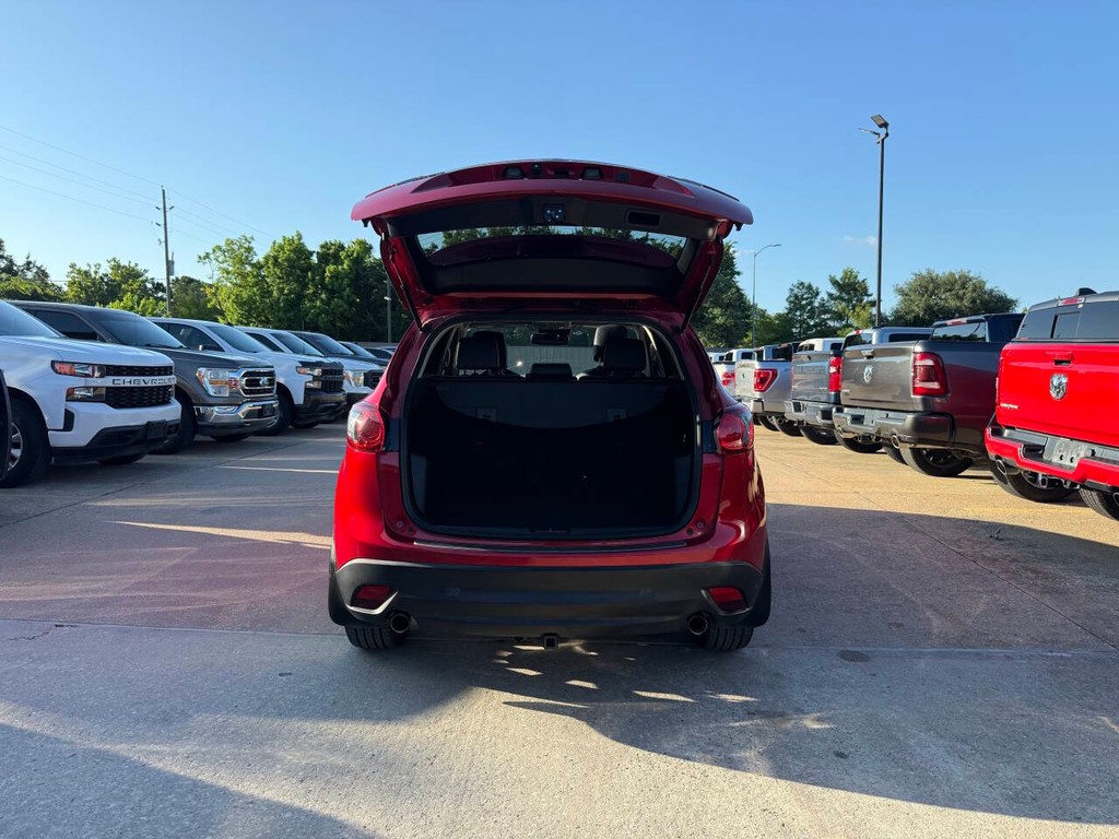 Mazda CX-5 Vehicle Full-screen Gallery Image 38