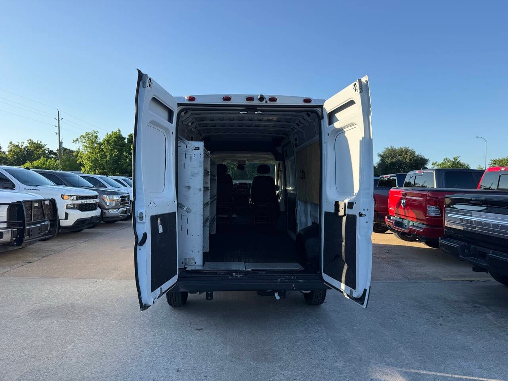 Ram ProMaster Cargo Van Vehicle Full-screen Gallery Image 24