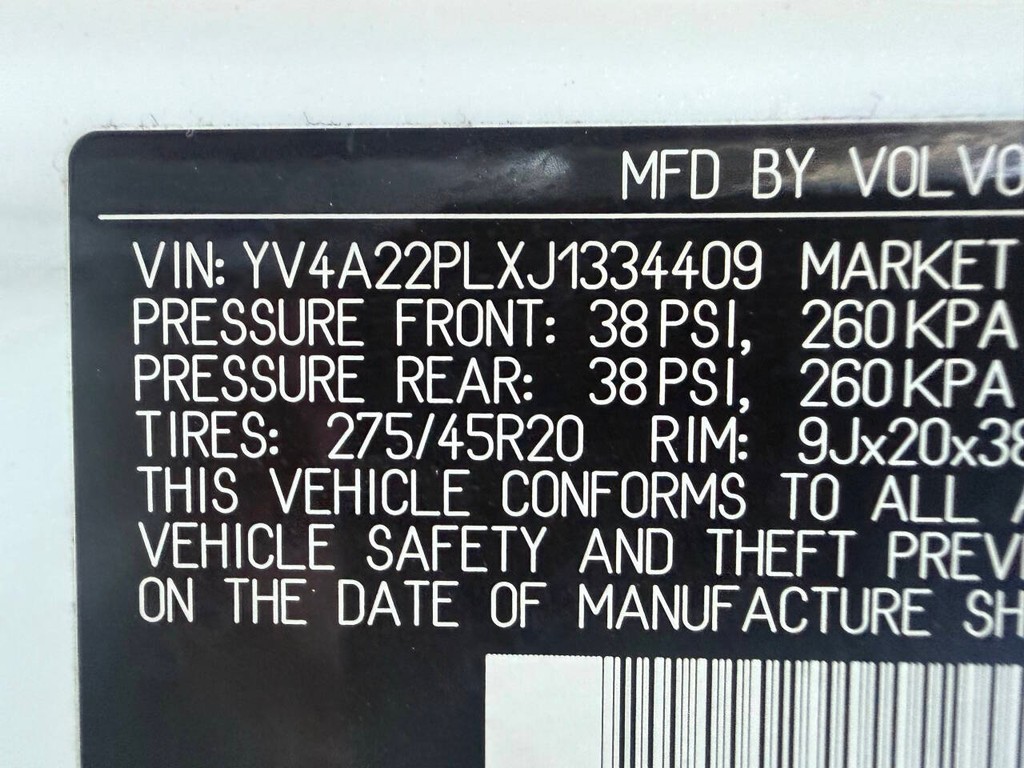 Volvo XC90 Vehicle Full-screen Gallery Image 36