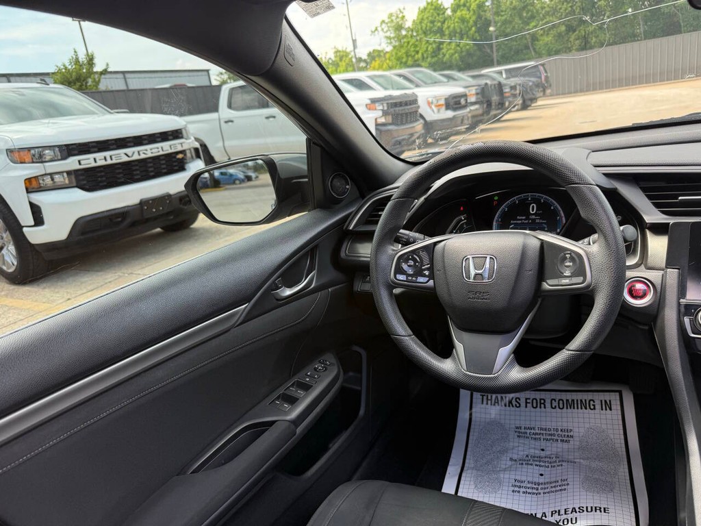 Honda Civic Hatchback Vehicle Full-screen Gallery Image 19