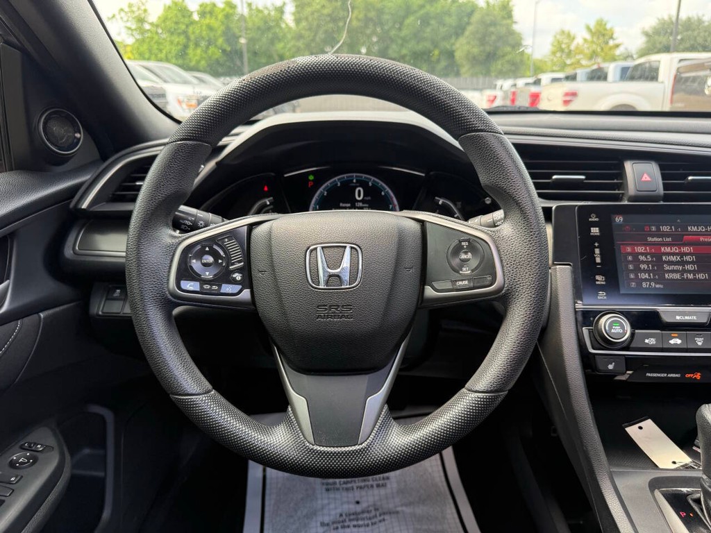 Honda Civic Hatchback Vehicle Full-screen Gallery Image 23