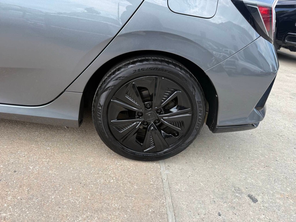 Honda Civic Hatchback Vehicle Full-screen Gallery Image 36
