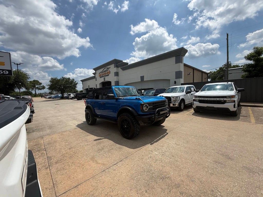 Ford Bronco Vehicle Full-screen Gallery Image 44