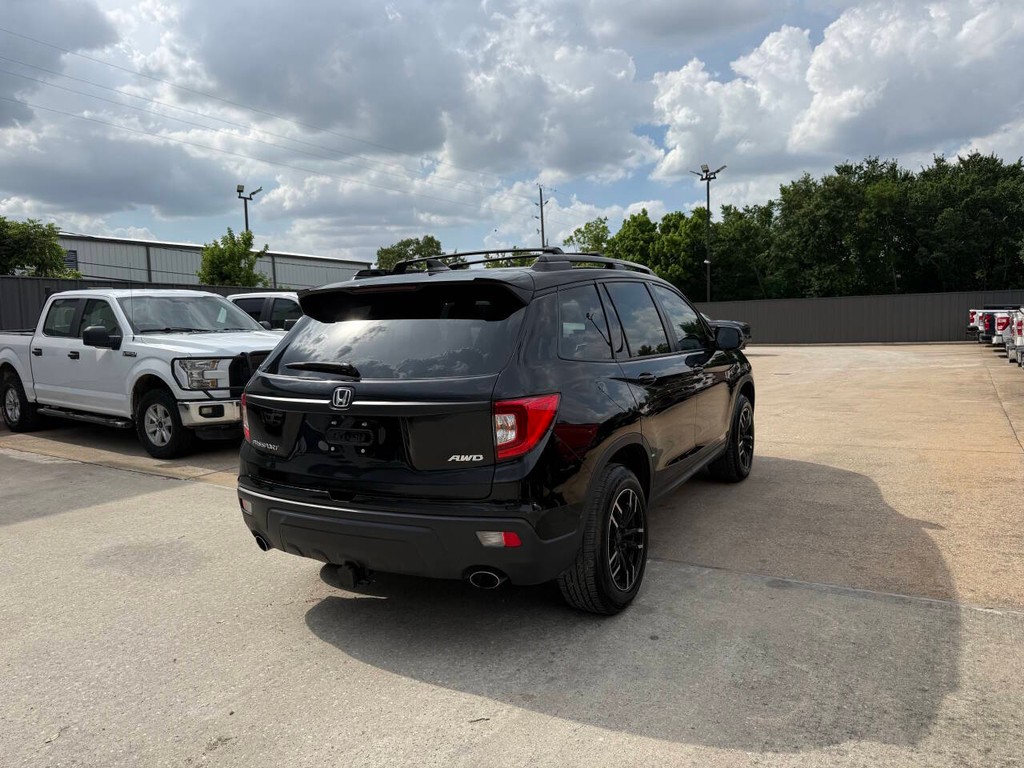 Honda Passport Vehicle Full-screen Gallery Image 05