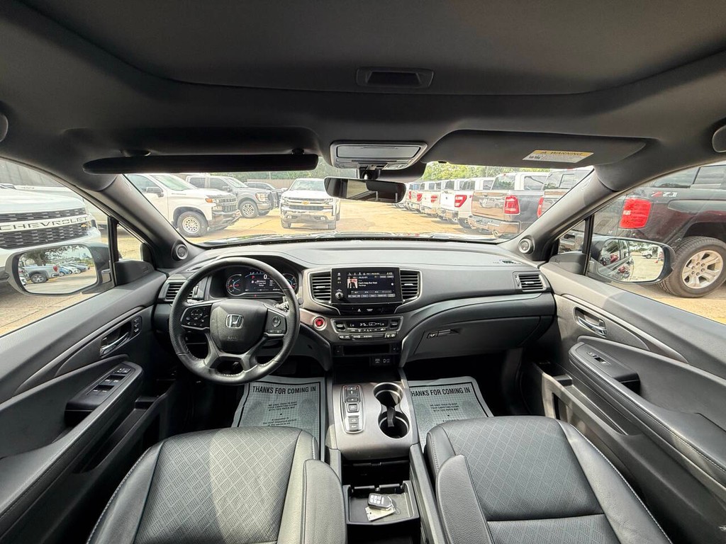 Honda Passport Vehicle Full-screen Gallery Image 18