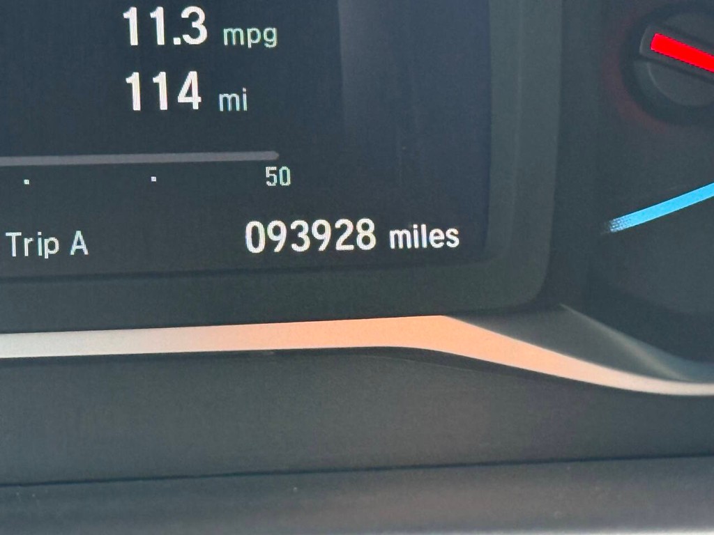Honda Passport Vehicle Full-screen Gallery Image 31