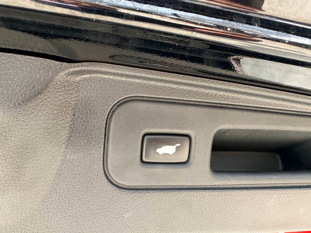 Honda Passport Vehicle Full-screen Gallery Image 37
