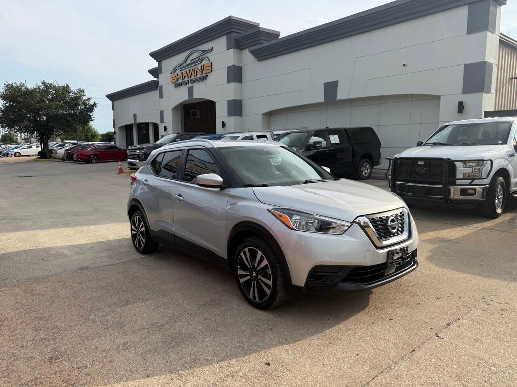 Nissan Kicks Vehicle Full-screen Gallery Image 39
