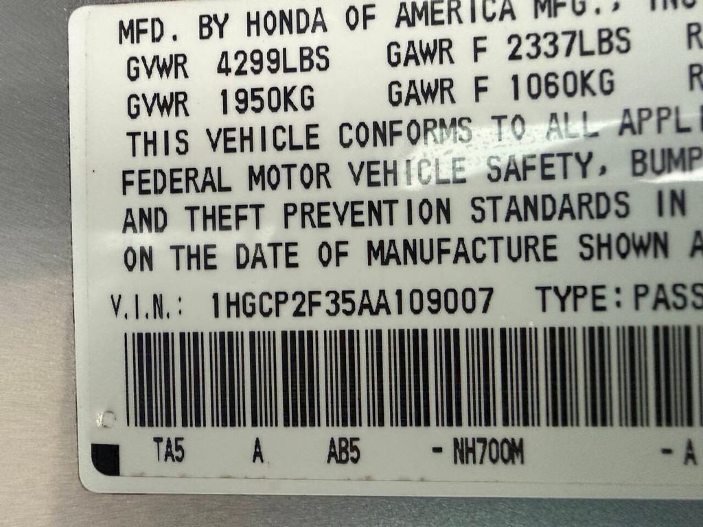 Honda Accord Sedan Vehicle Full-screen Gallery Image 32