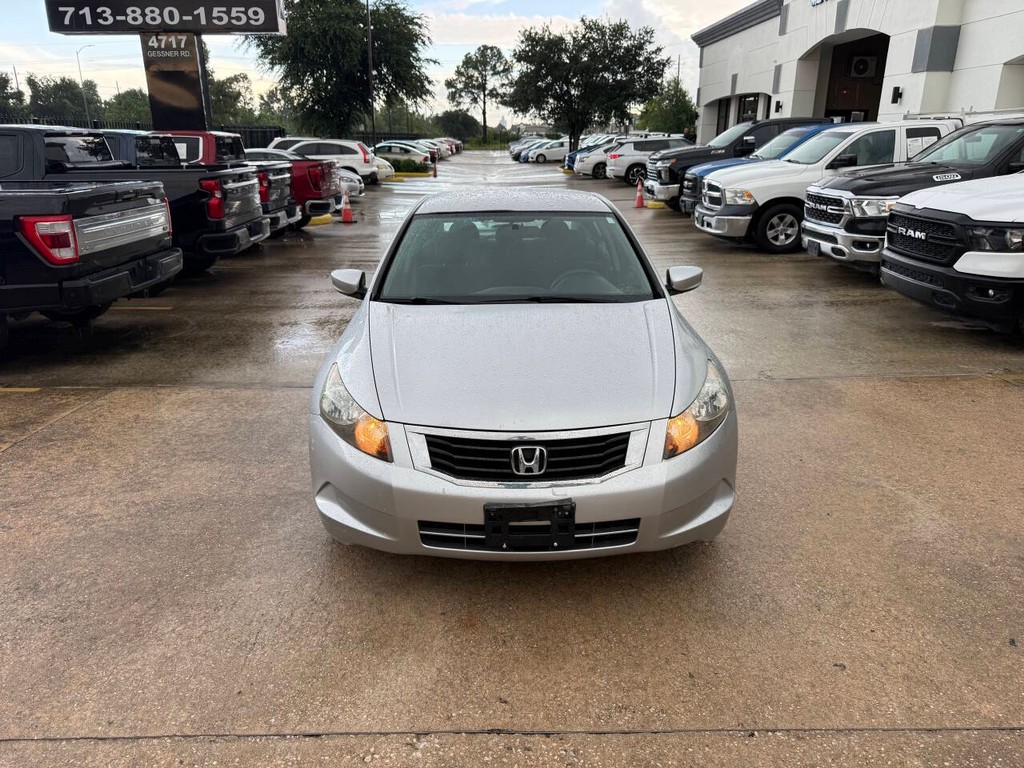Honda Accord Sedan Vehicle Full-screen Gallery Image 37