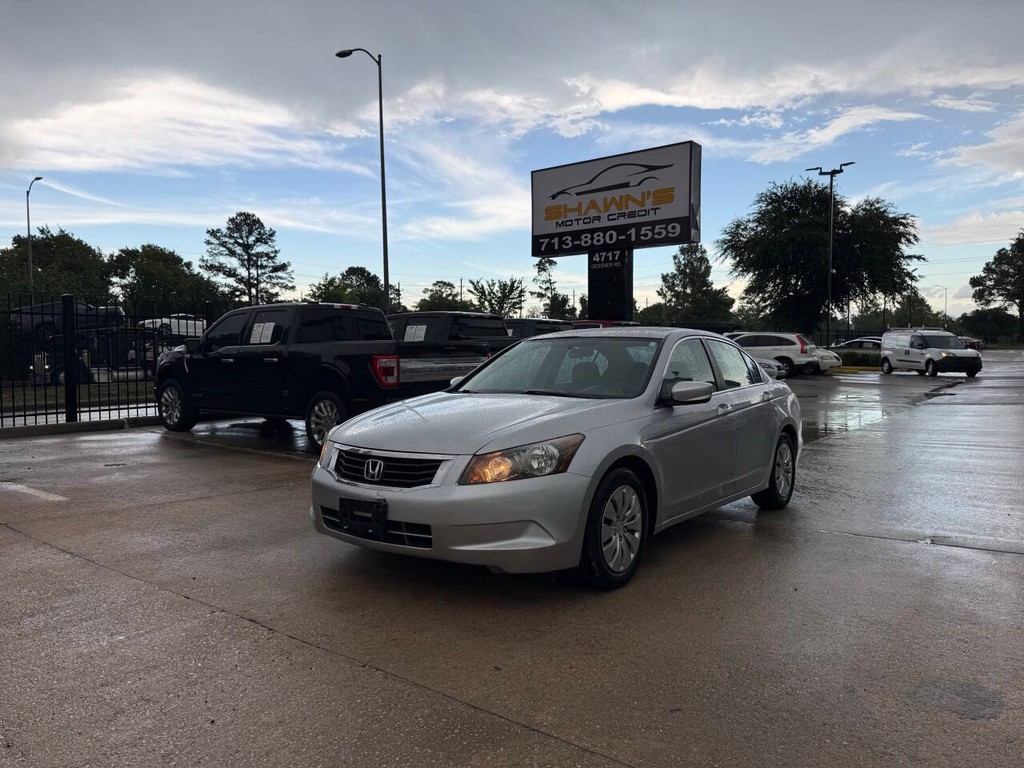 Honda Accord Sedan Vehicle Full-screen Gallery Image 40
