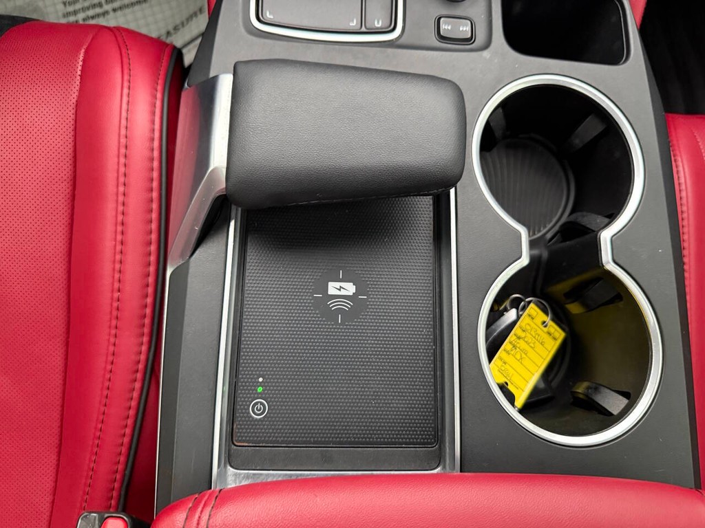 Acura MDX Vehicle Full-screen Gallery Image 33