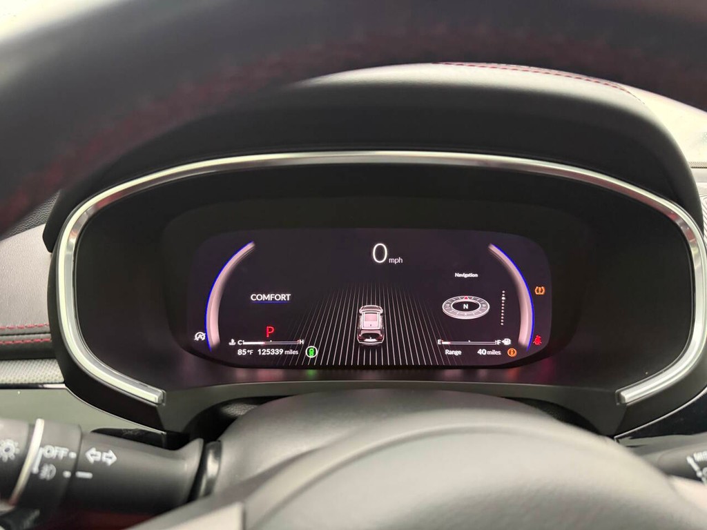 Acura MDX Vehicle Full-screen Gallery Image 37