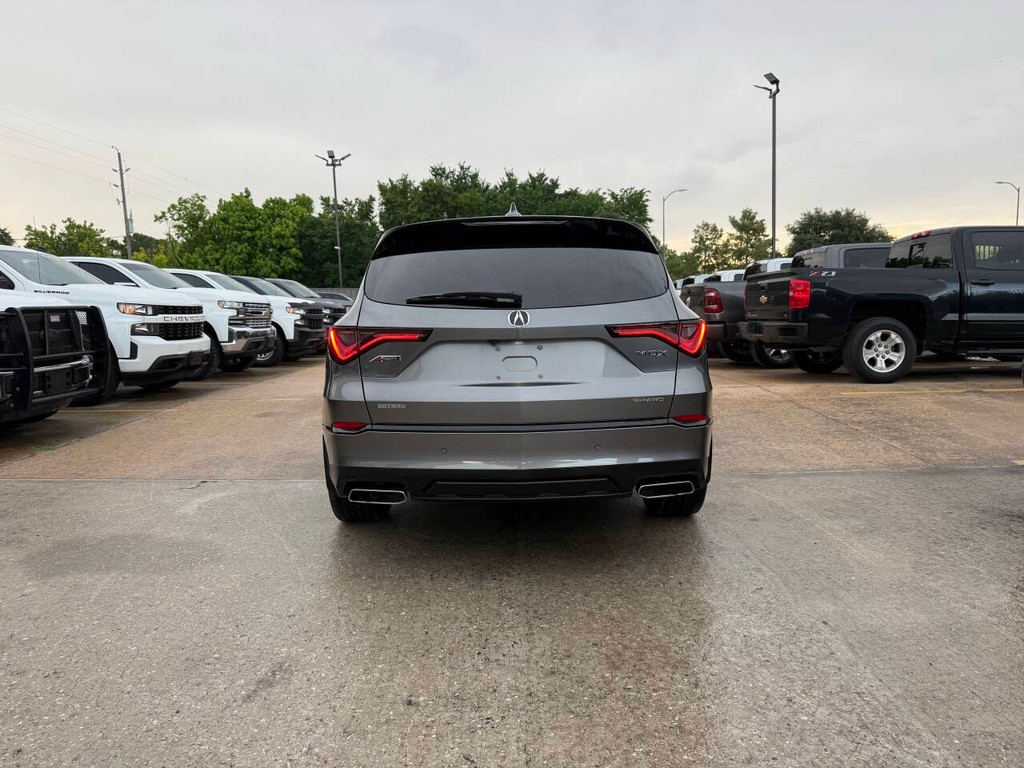 Acura MDX Vehicle Full-screen Gallery Image 43